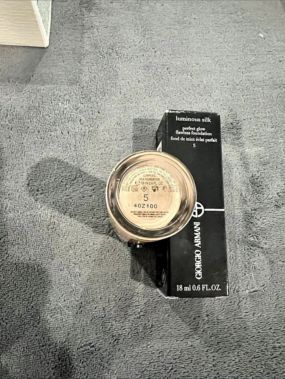 Giorgio Armani Luminous Silk Foundation Shade 5 NWT